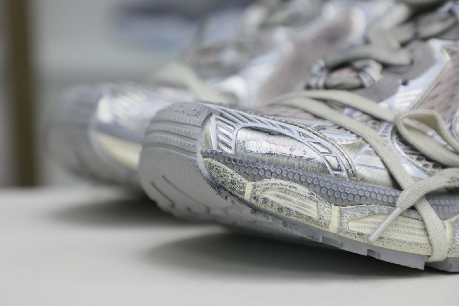 Balenciaga all sizes still in stock! Please contact customer service on iMessage/WhatsApp to purchase! BLGA  3XL