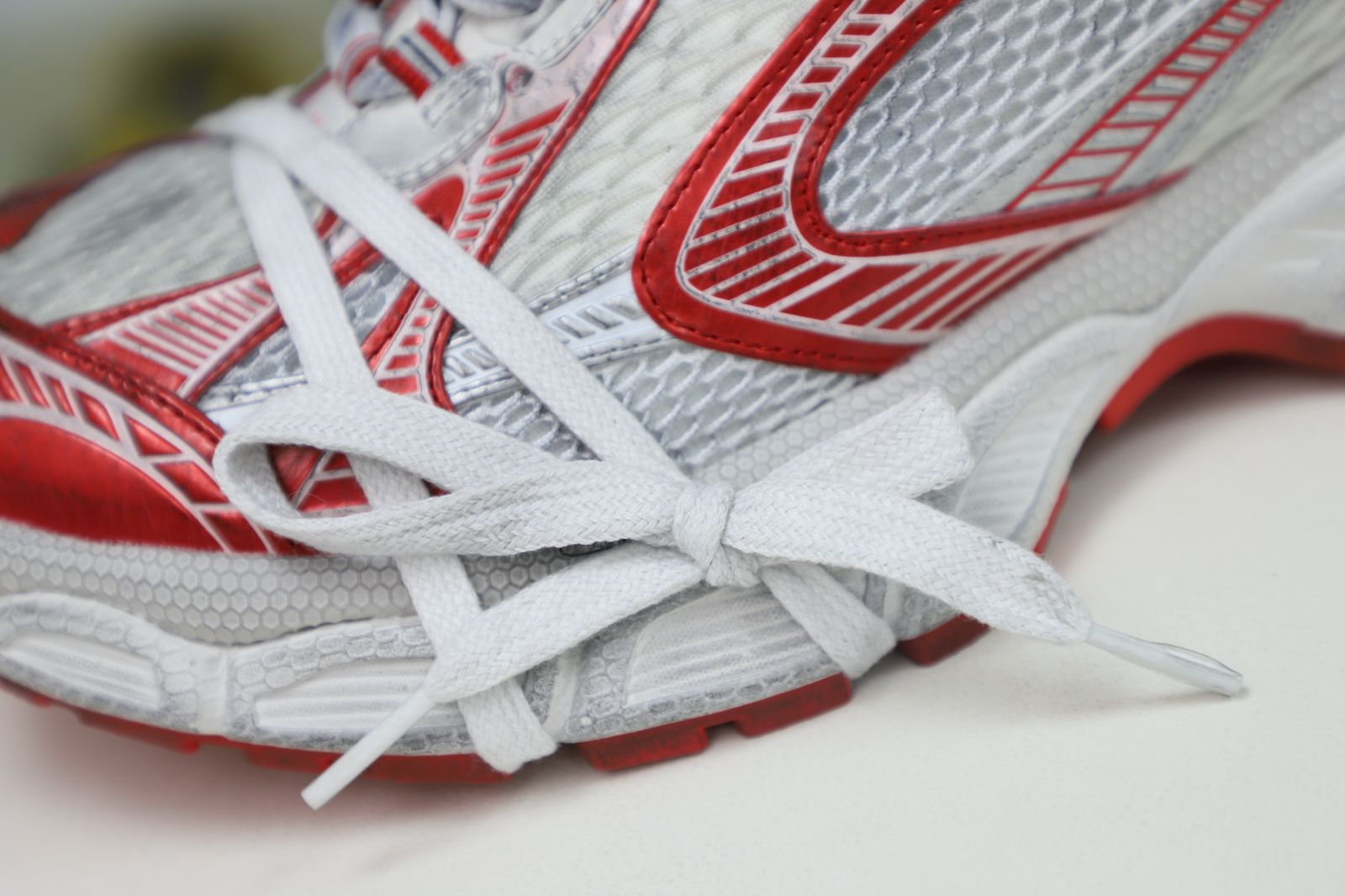 Balenciaga all sizes still in stock! Please contact customer service on iMessage/WhatsApp to purchase! BLGA  3XL