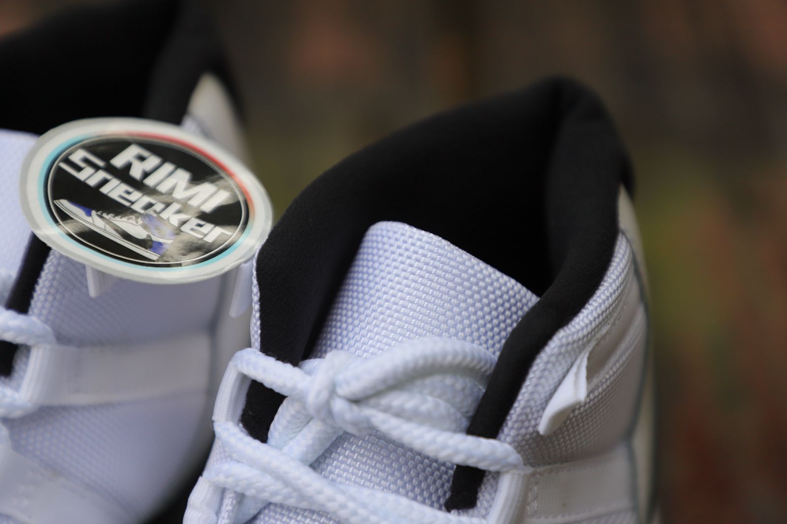AIR JORDAN 11 RETRO