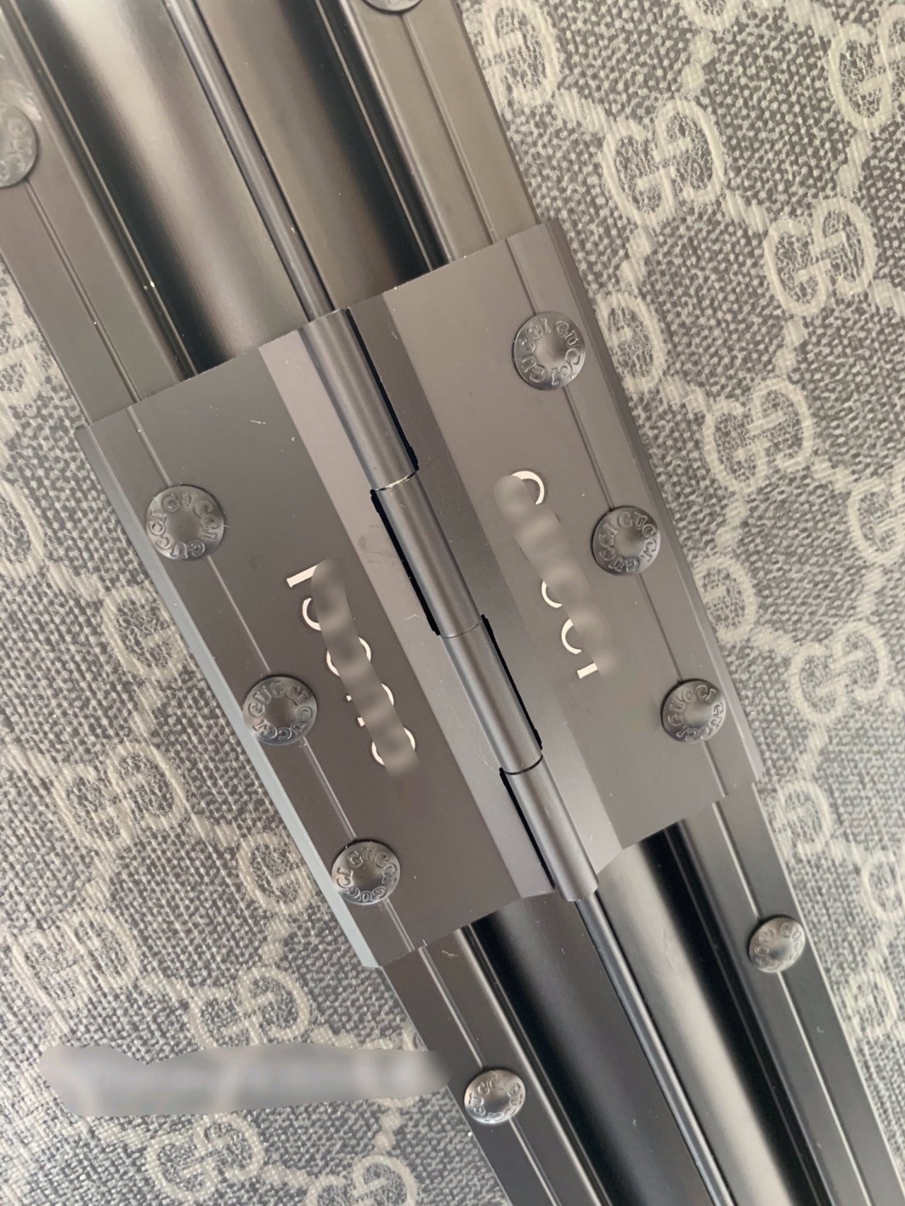 G*u*i luggage/trolley case vintage size 20 inch