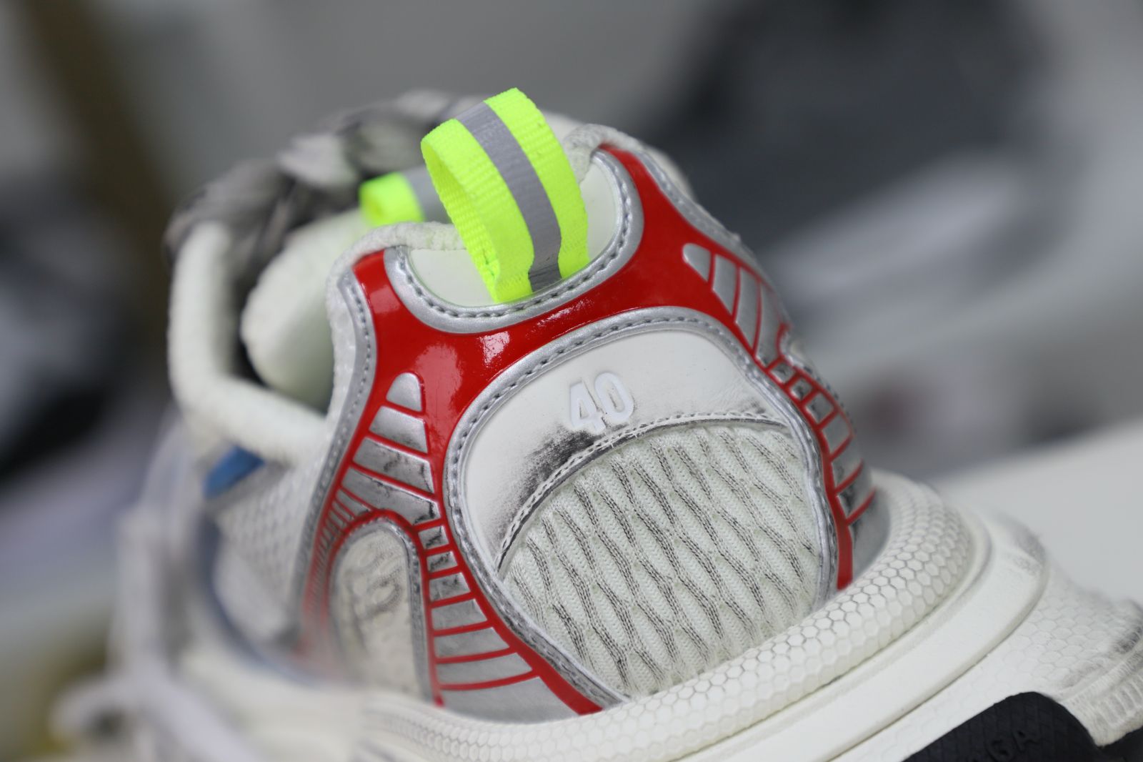 Balenciaga all sizes still in stock! Please contact customer service on iMessage/WhatsApp to purchase! BLGA  3XL