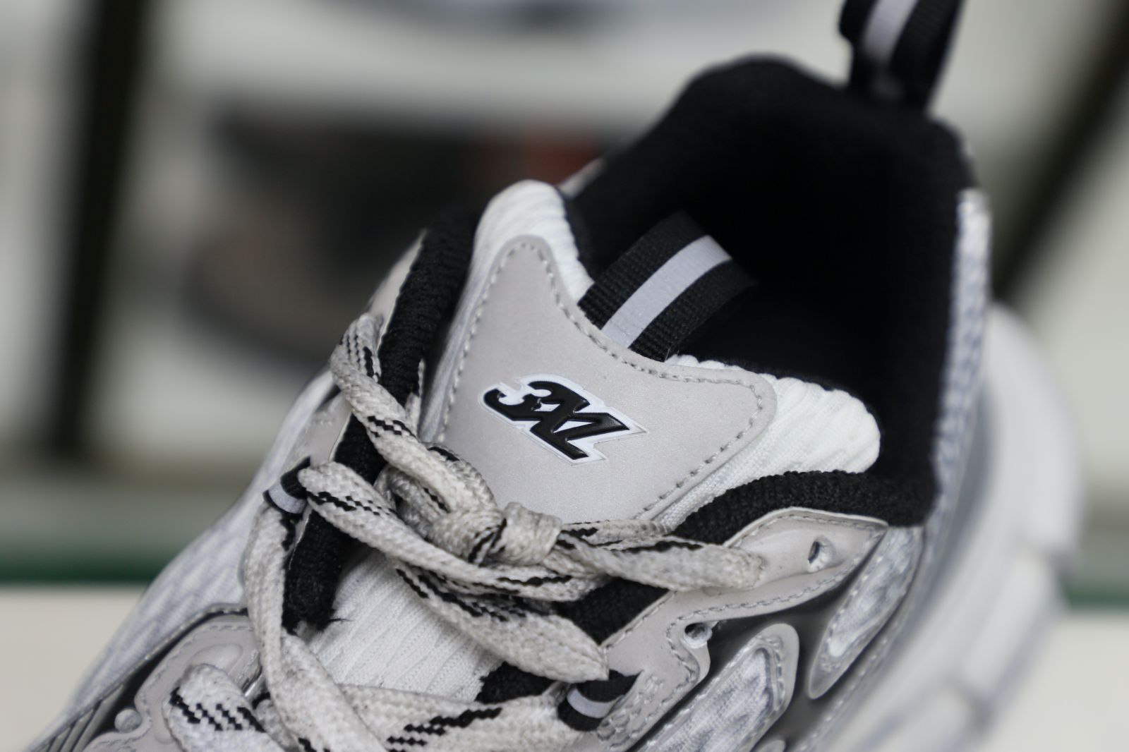 Balenciaga all sizes still in stock! Please contact customer service on iMessage/WhatsApp to purchase! BLGA  3XL