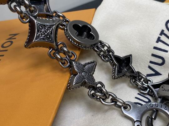 LV Bracelet 02lyh1029  2775834