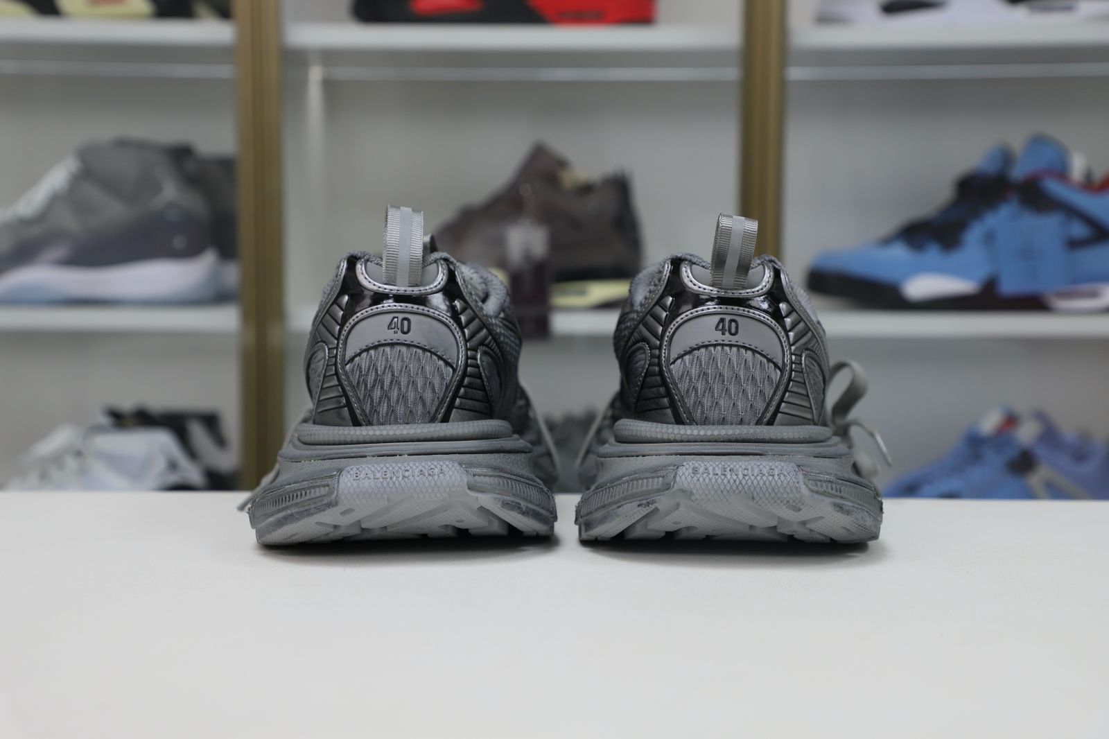 Balenciaga all sizes still in stock! Please contact customer service on iMessage/WhatsApp to purchase! BLGA  3XL