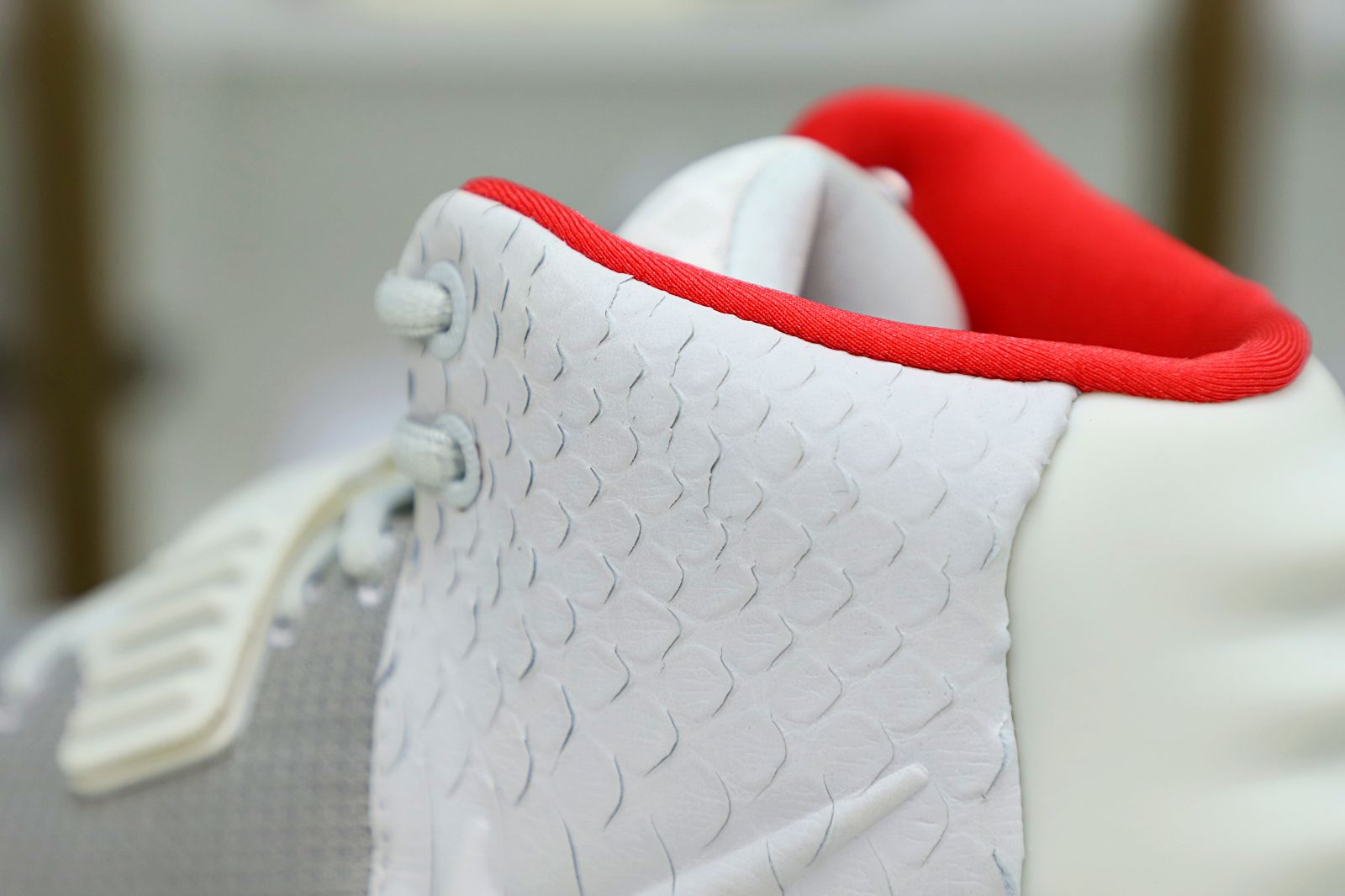 Nike Air Ye*zy 2 nrg kanye west