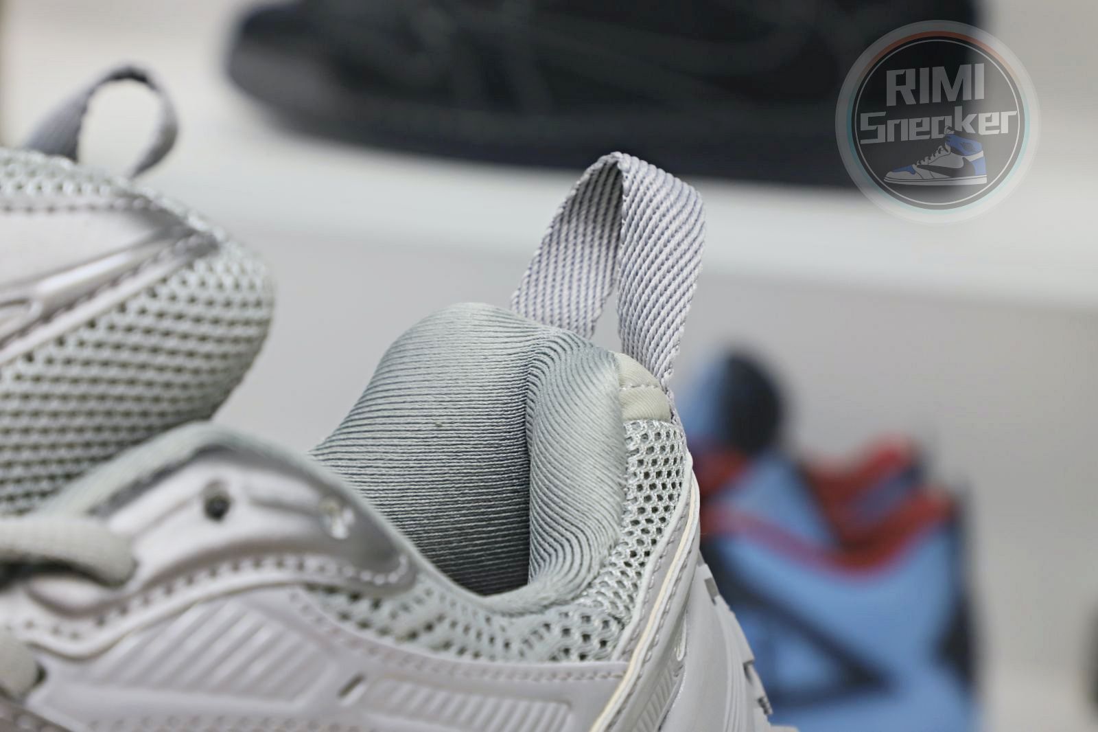 Balenciaga all sizes still in stock! Please contact customer service on iMessage/WhatsApp to purchase! BLGA  Defender