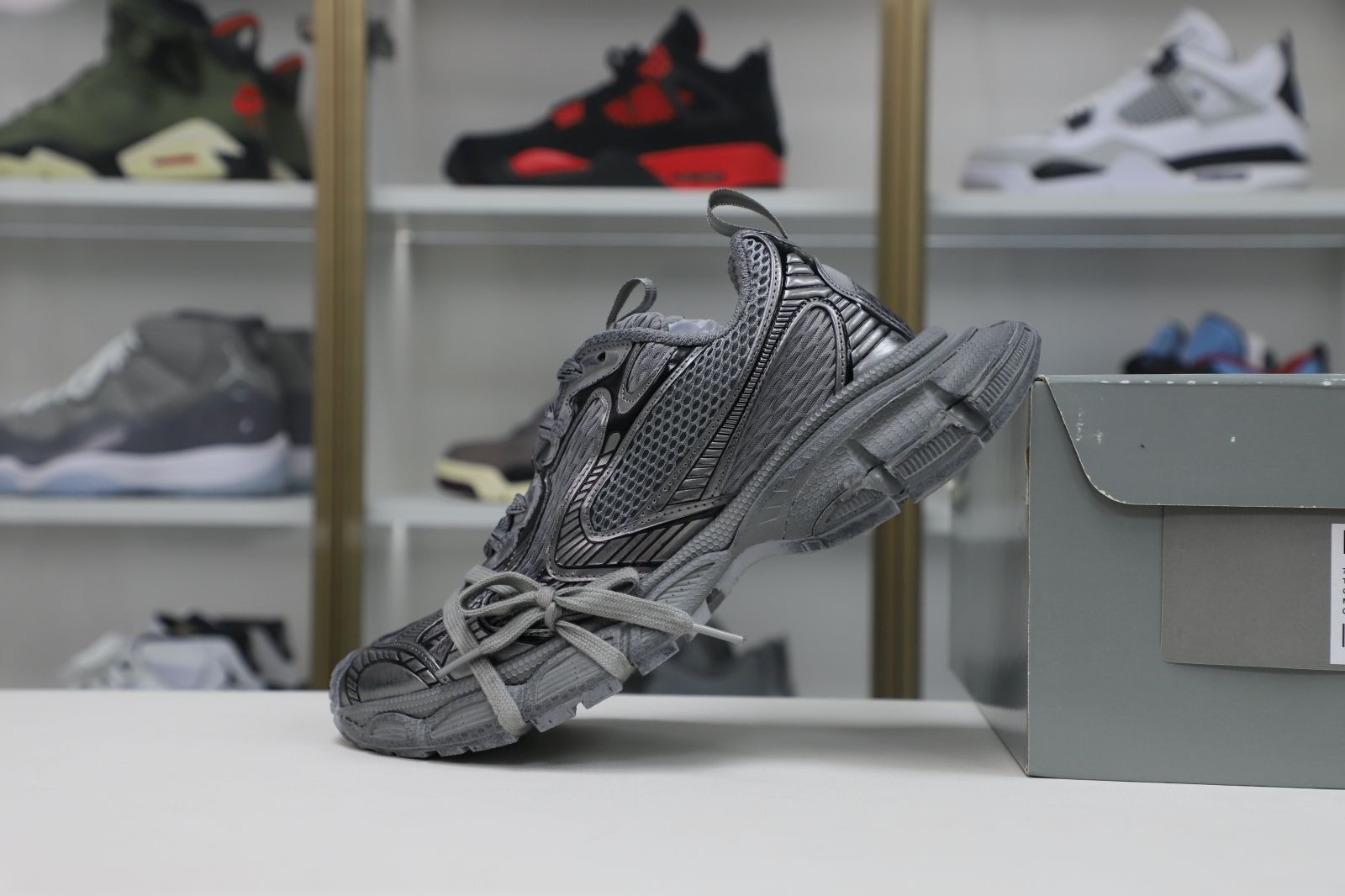 Balenciaga all sizes still in stock! Please contact customer service on iMessage/WhatsApp to purchase! BLGA  3XL