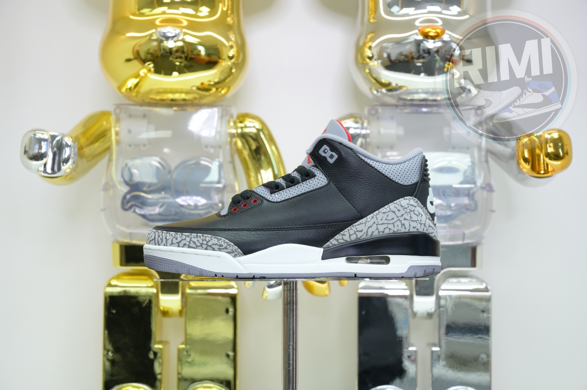Air Jordan 3“Black Cement Reimagined”