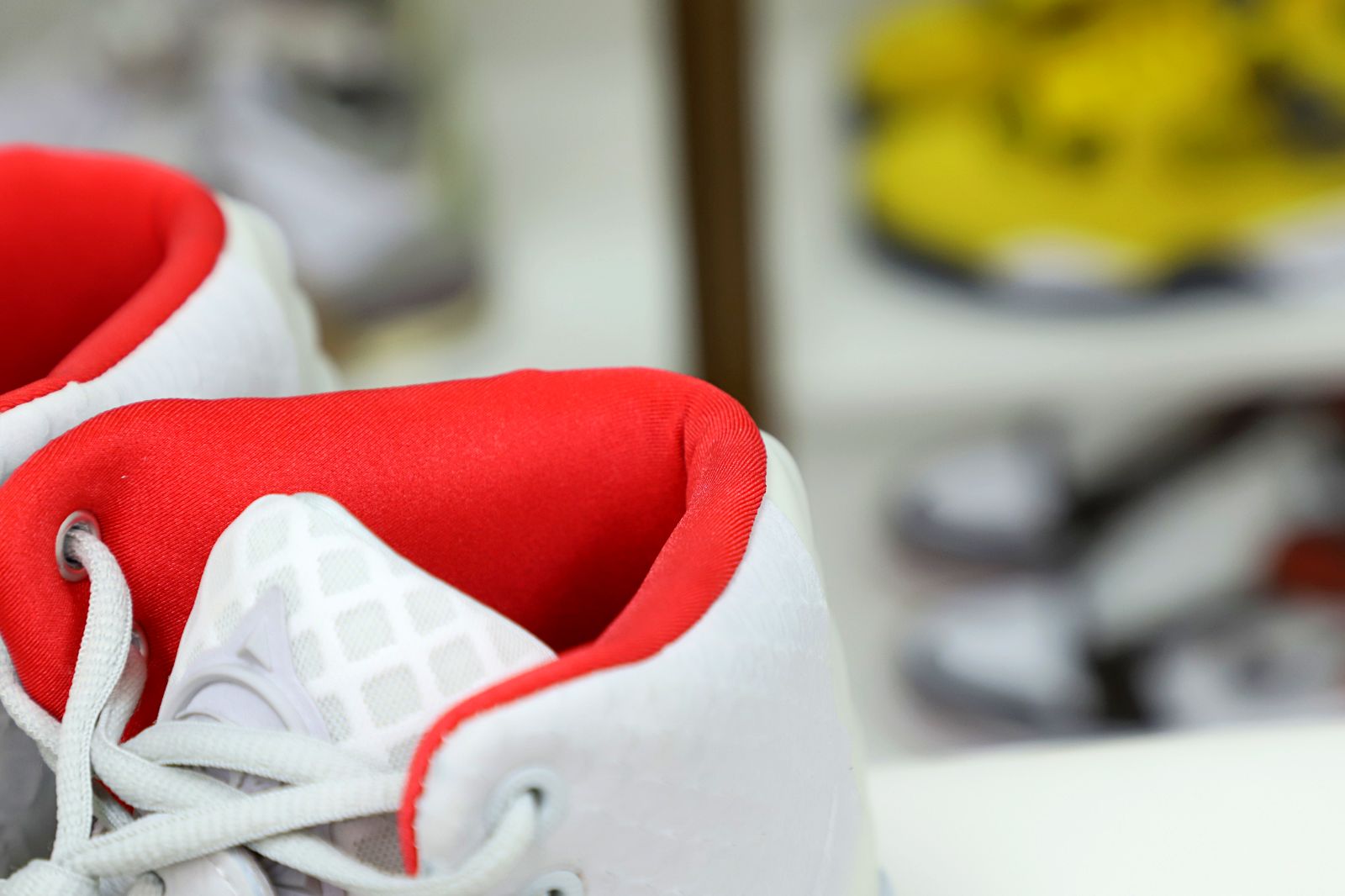 Nike Air Ye*zy 2 nrg kanye west