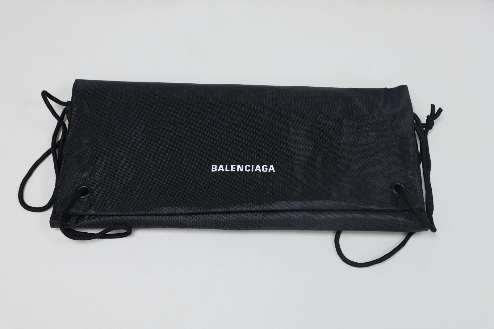 Balenciaga all sizes still in stock! Please contact customer service on iMessage/WhatsApp to purchase! BLGA  3XL