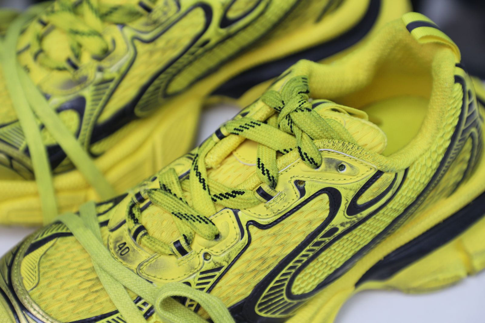 Balenciaga all sizes still in stock! Please contact customer service on iMessage/WhatsApp to purchase! BLGA  3XL