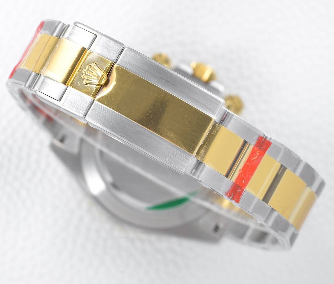 Rolex Trithong had his own Cal.4130