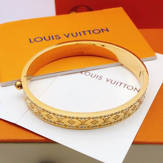 LV Bracelet 02lyh1035 2775874