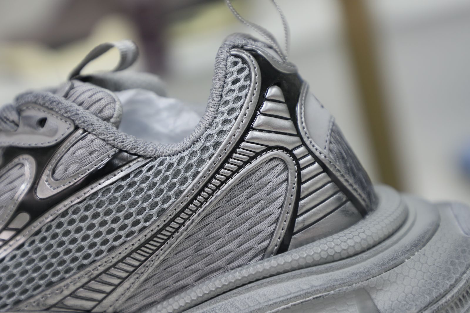 Balenciaga all sizes still in stock! Please contact customer service on iMessage/WhatsApp to purchase! BLGA  3XL