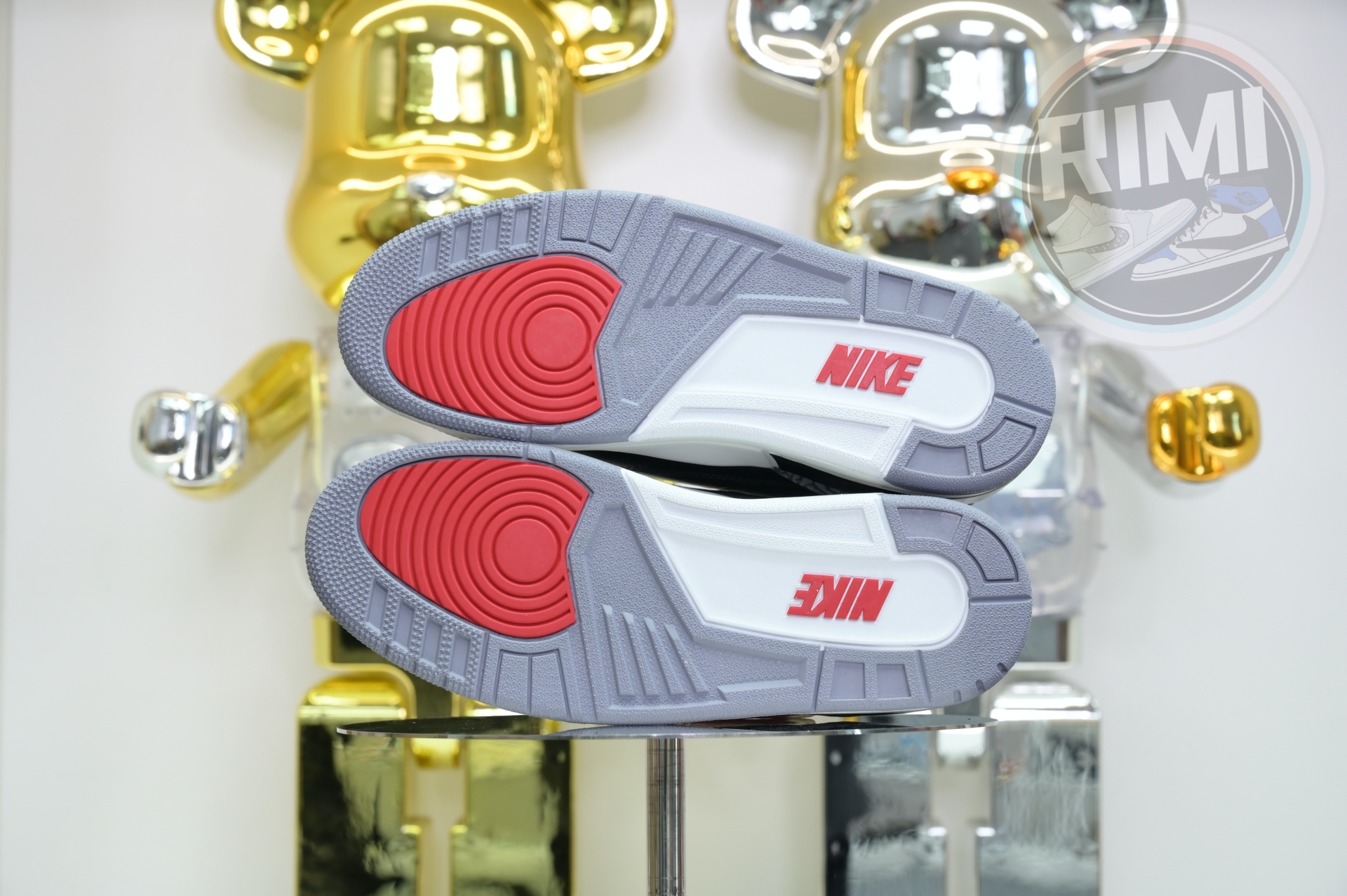 Air Jordan 3“Black Cement Reimagined”