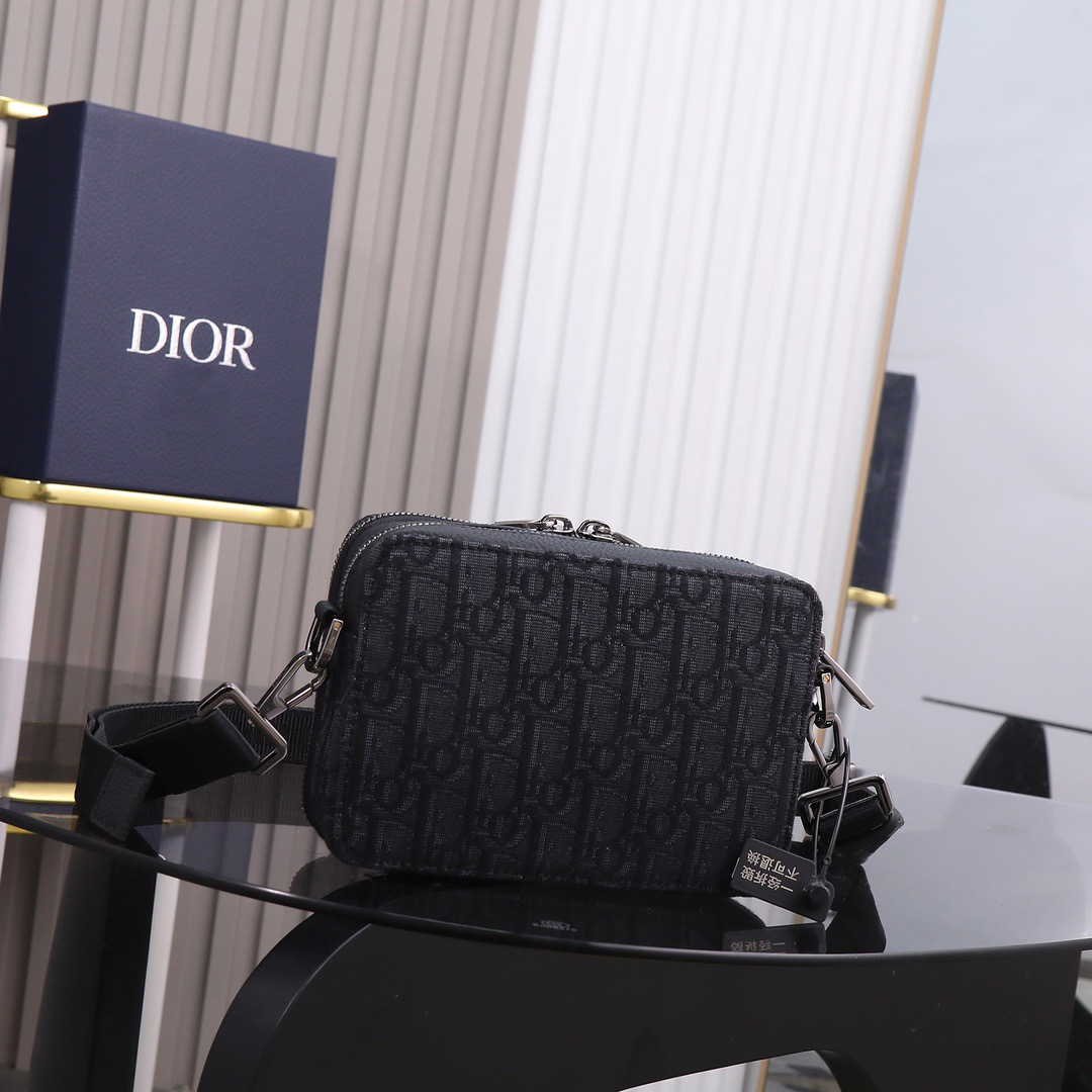 DIOR Oblique