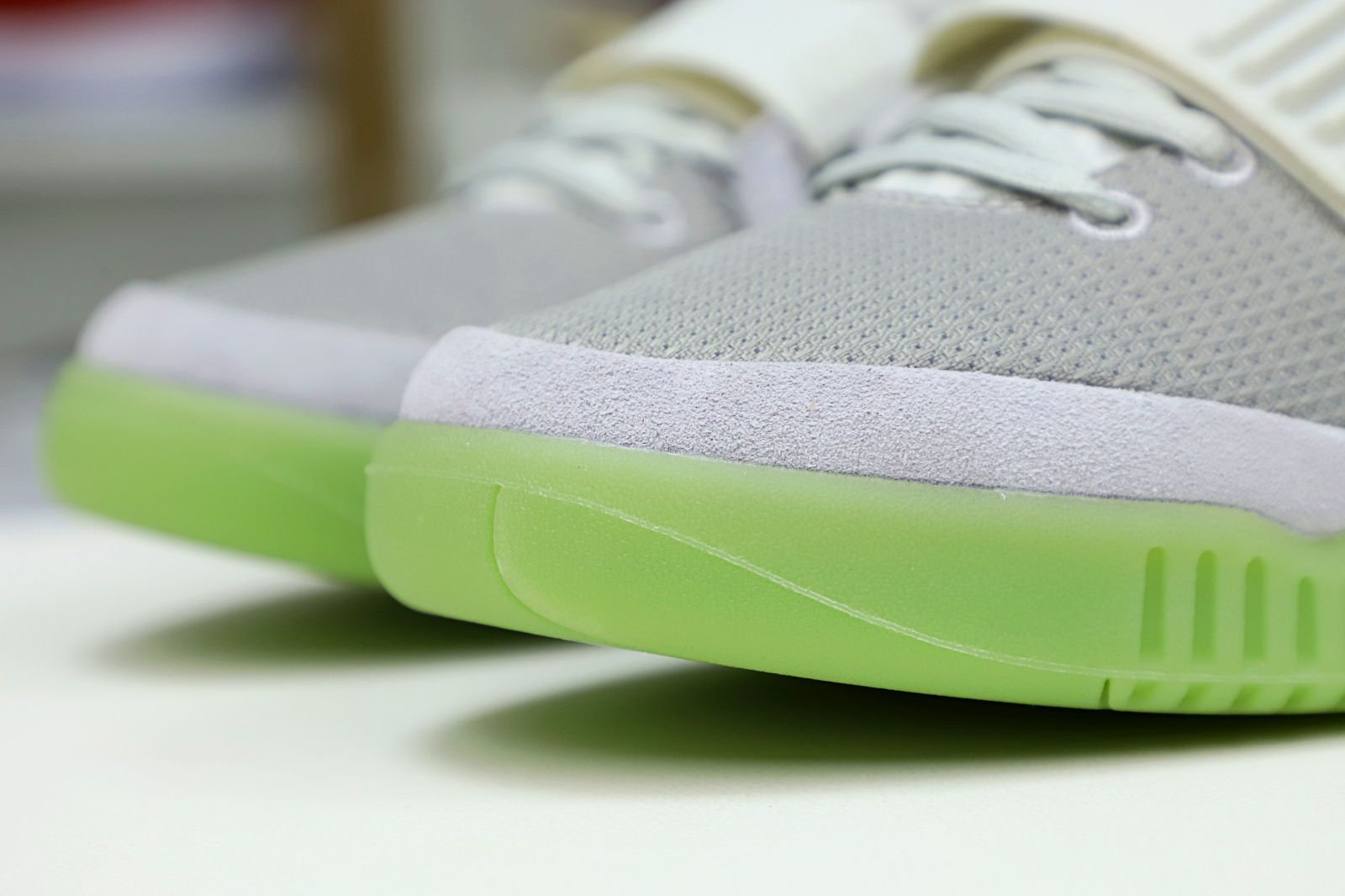 Nike Air Ye*zy 2 nrg kanye west