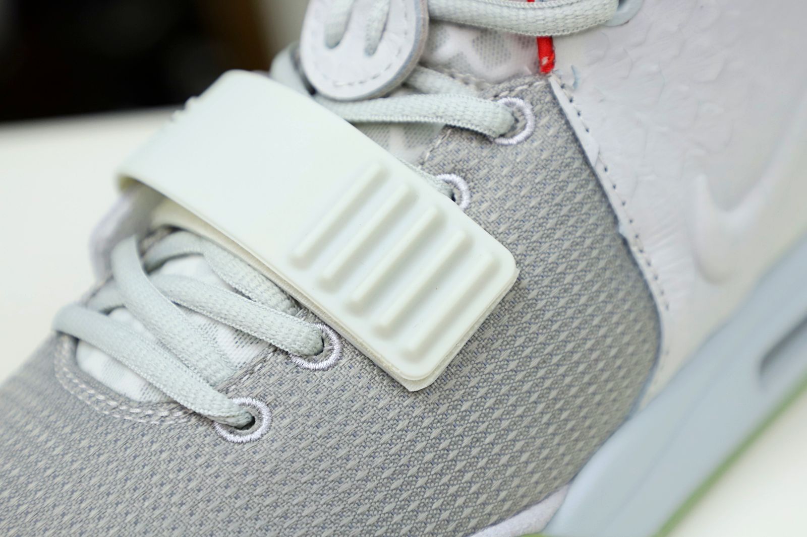 Nike Air Ye*zy 2 nrg kanye west