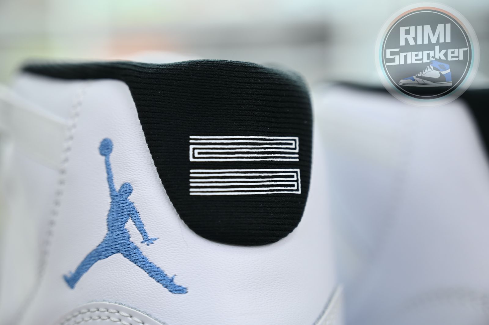 Jordan Air Jordan 11“Legend Blue”  2024  CT8012-104