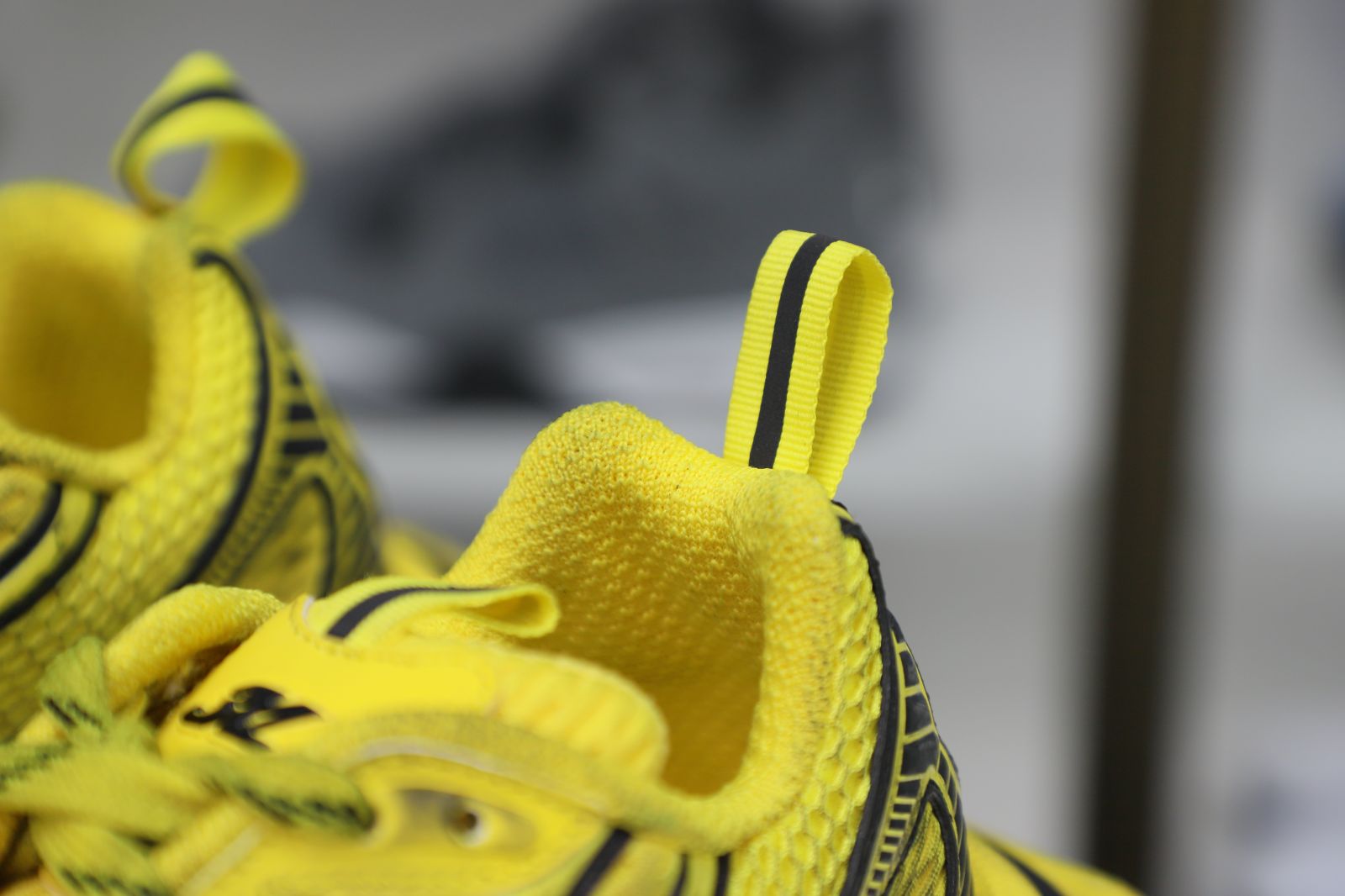 Balenciaga all sizes still in stock! Please contact customer service on iMessage/WhatsApp to purchase! BLGA  3XL