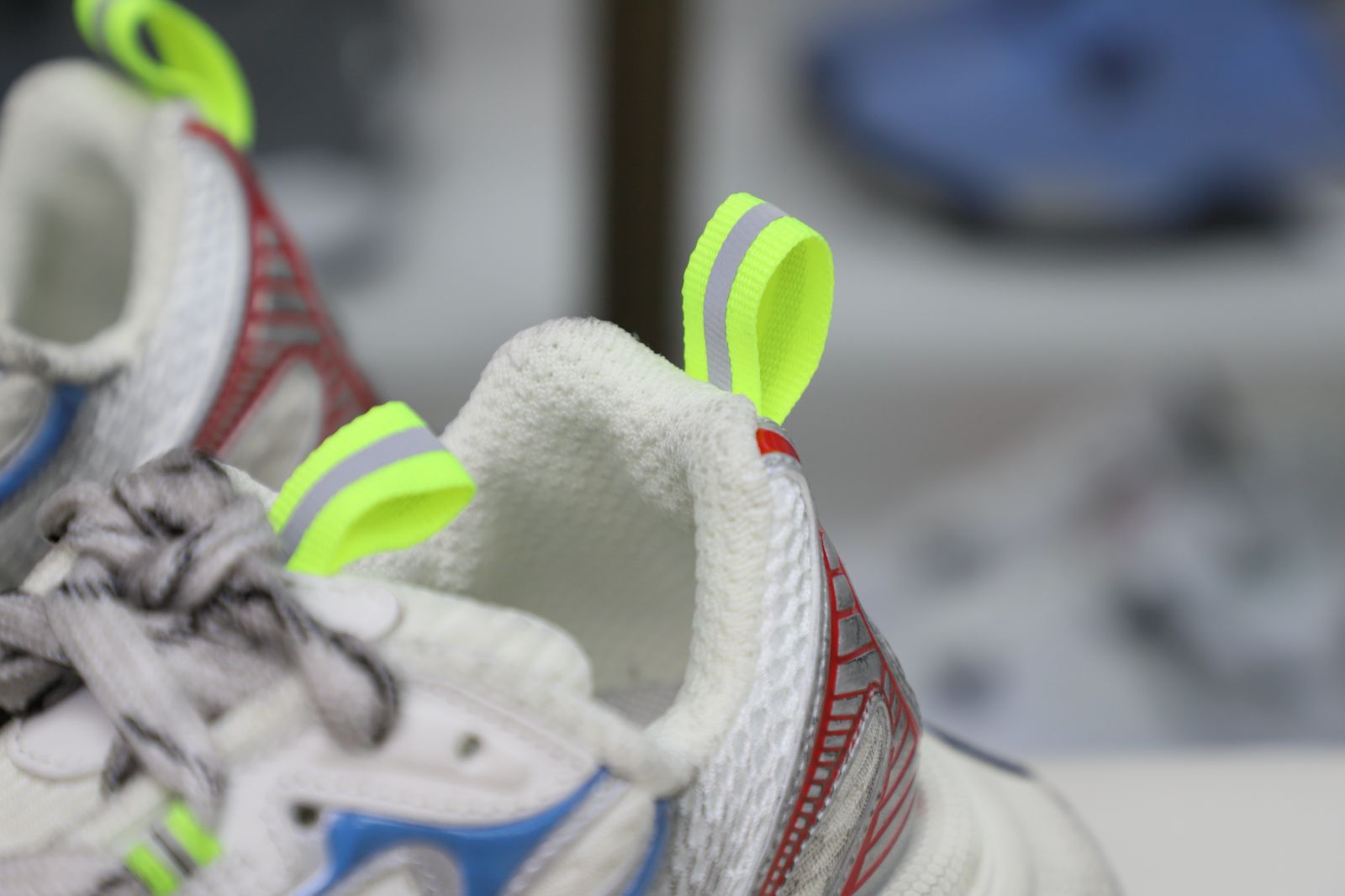 Balenciaga all sizes still in stock! Please contact customer service on iMessage/WhatsApp to purchase! BLGA  3XL