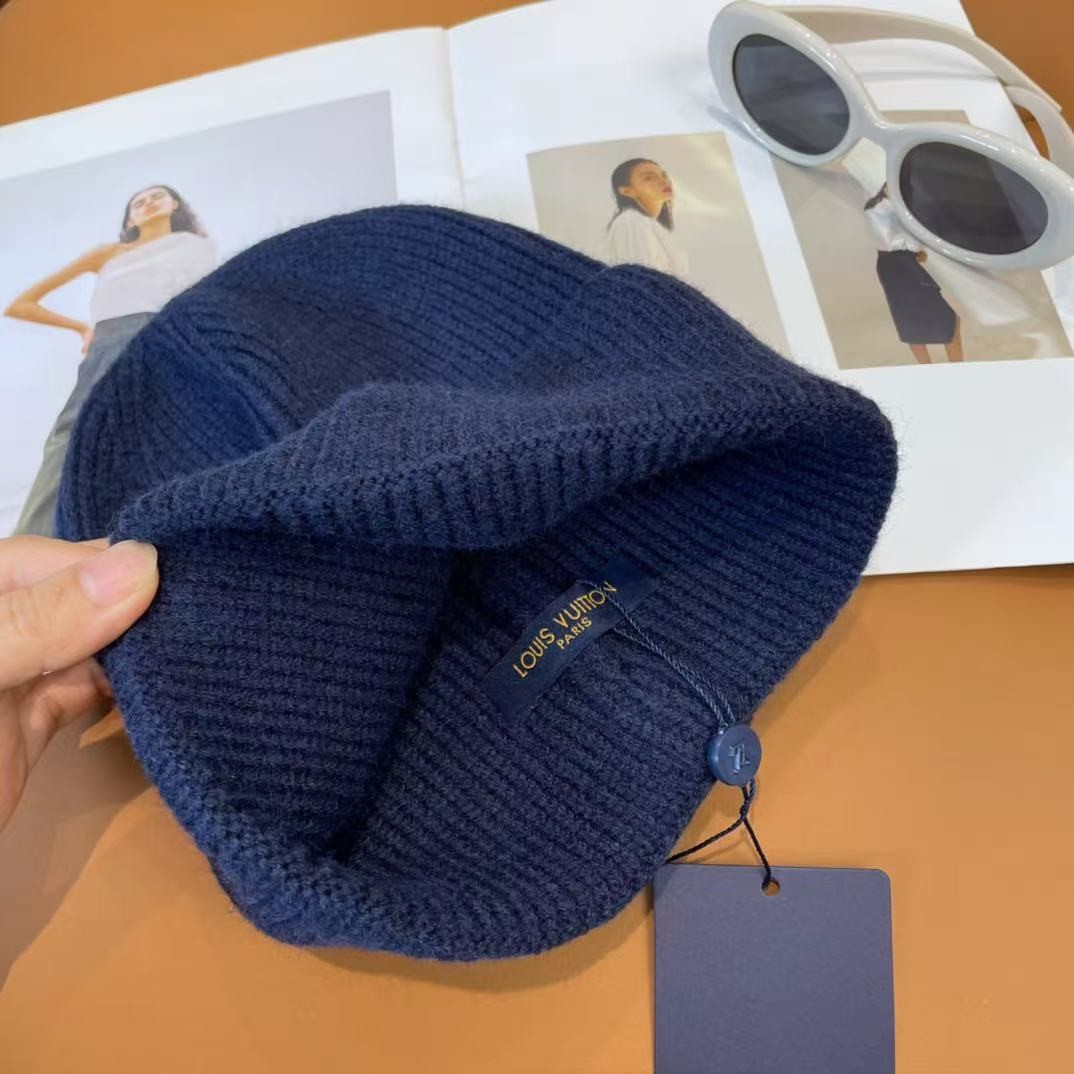 [#4091] Louis Vuitton autumn and wi nter new knitted hat