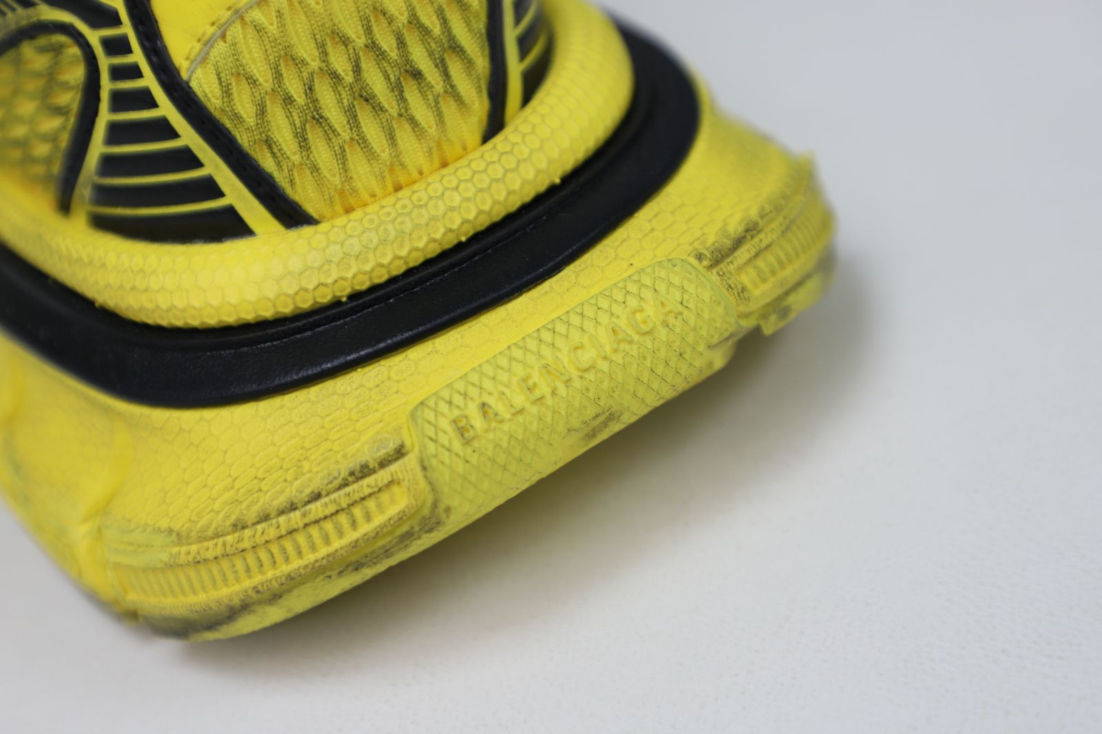 Balenciaga all sizes still in stock! Please contact customer service on iMessage/WhatsApp to purchase! BLGA  3XL