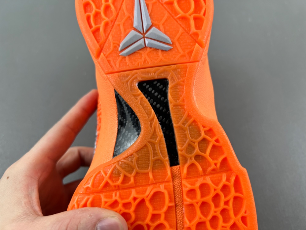 NIKE ZOOM KOBE 6 “Total Orange”  PE2025-105
