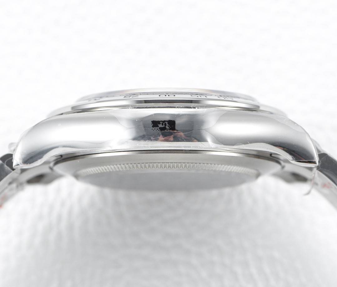 Rolex Trithong had his own Cal.4130