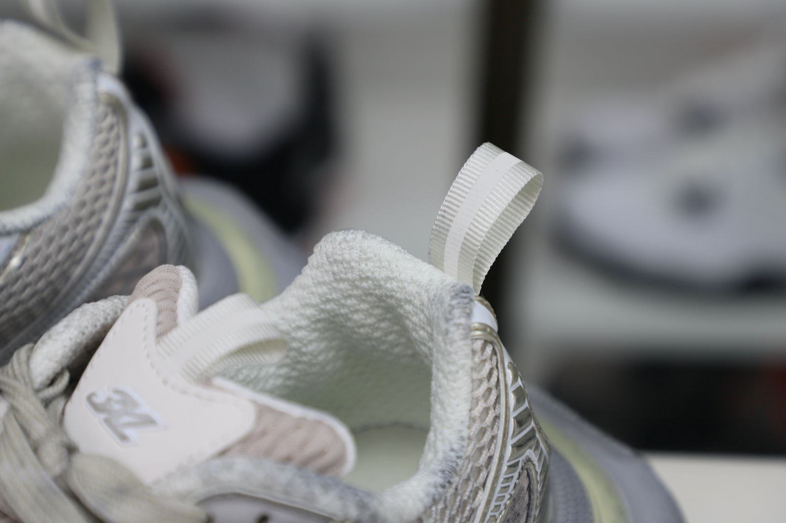 Balenciaga all sizes still in stock! Please contact customer service on iMessage/WhatsApp to purchase! BLGA  3XL