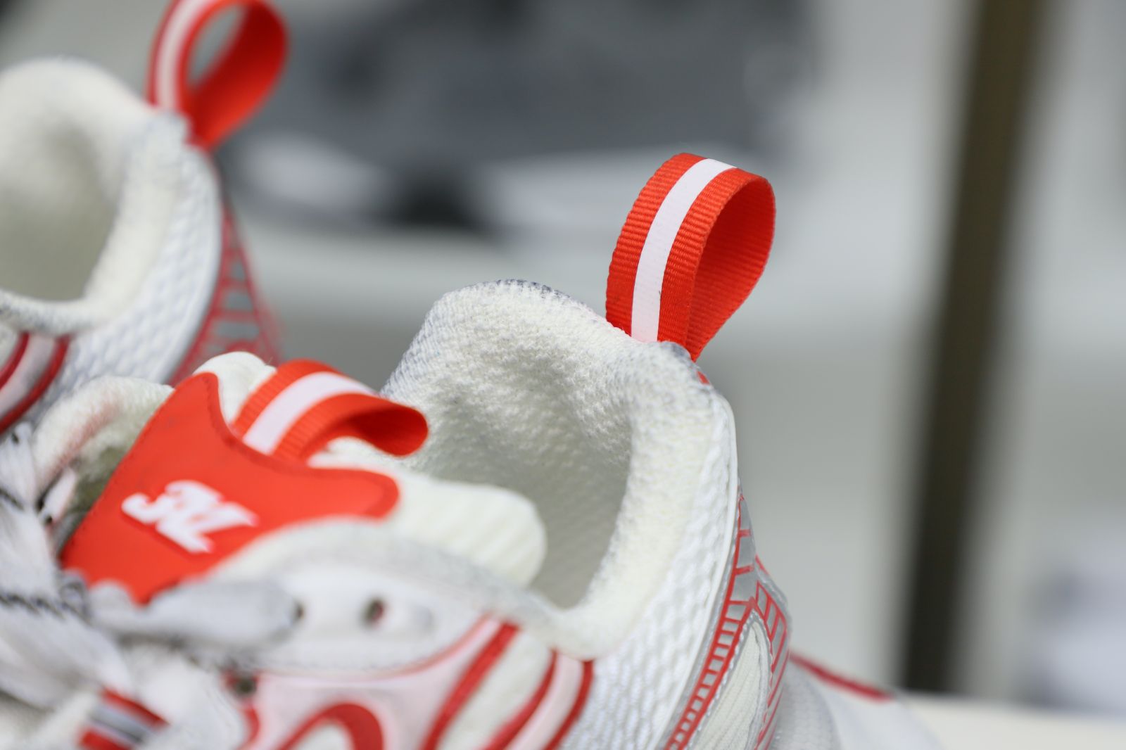 Balenciaga all sizes still in stock! Please contact customer service on iMessage/WhatsApp to purchase! BLGA  3XL