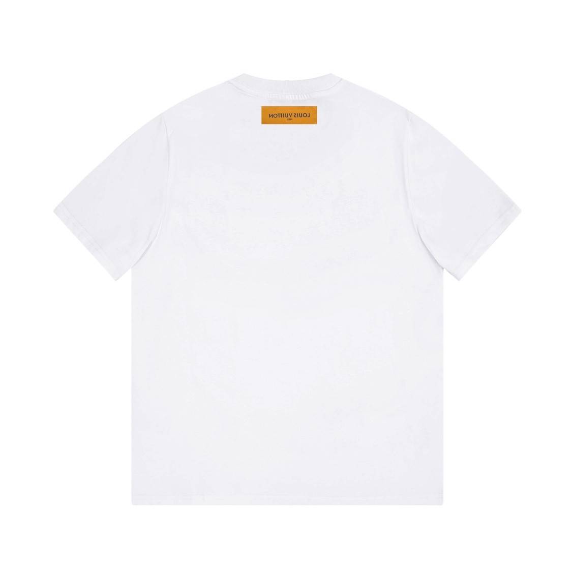 Louis Vuitton 230,000 new T-shirts for spring and summer