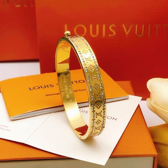 LV Bracelet 02lyh1035 2775874