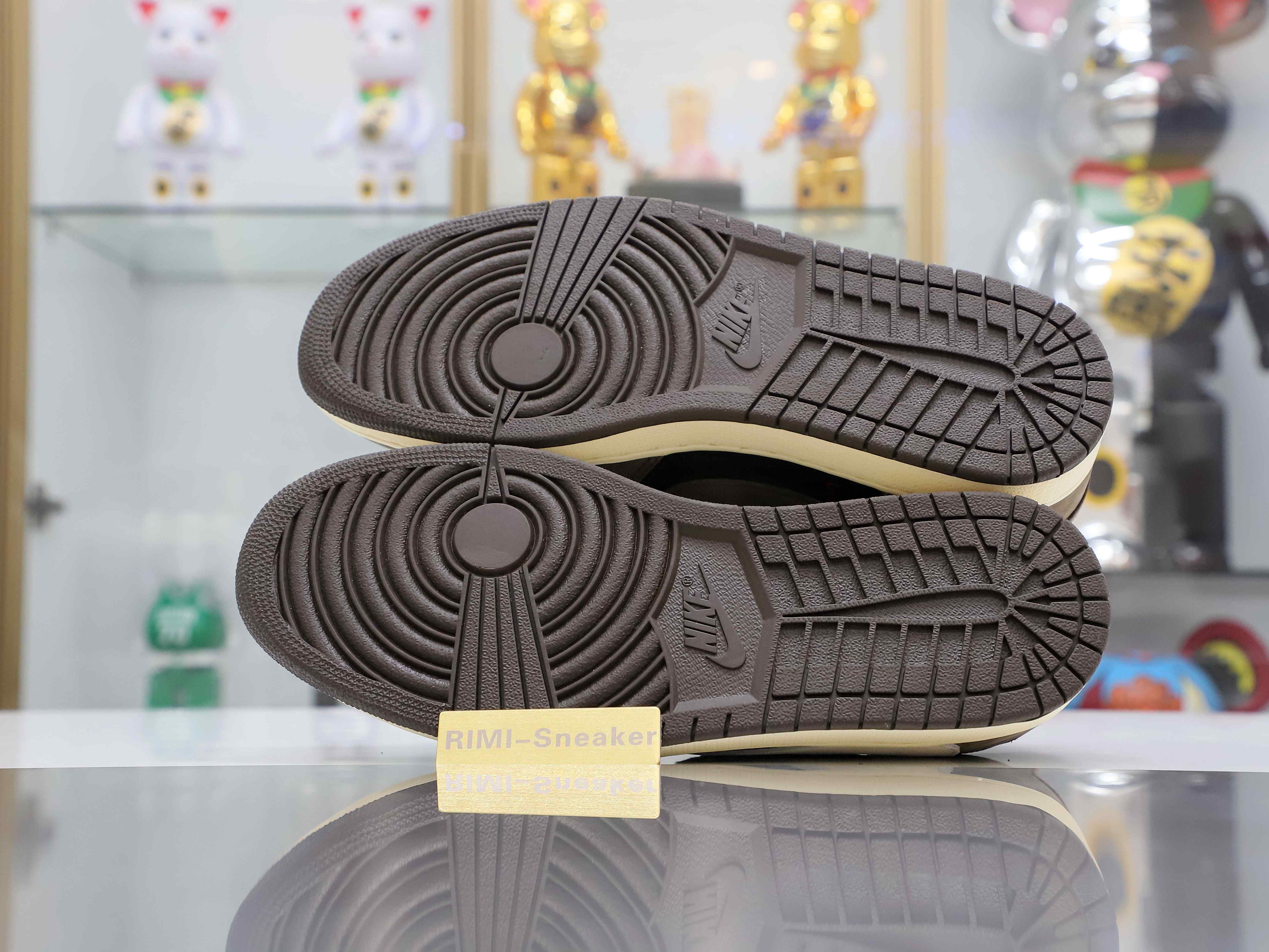 Travis Scott x Jordan Air Jordan 1 Low OG TS SP