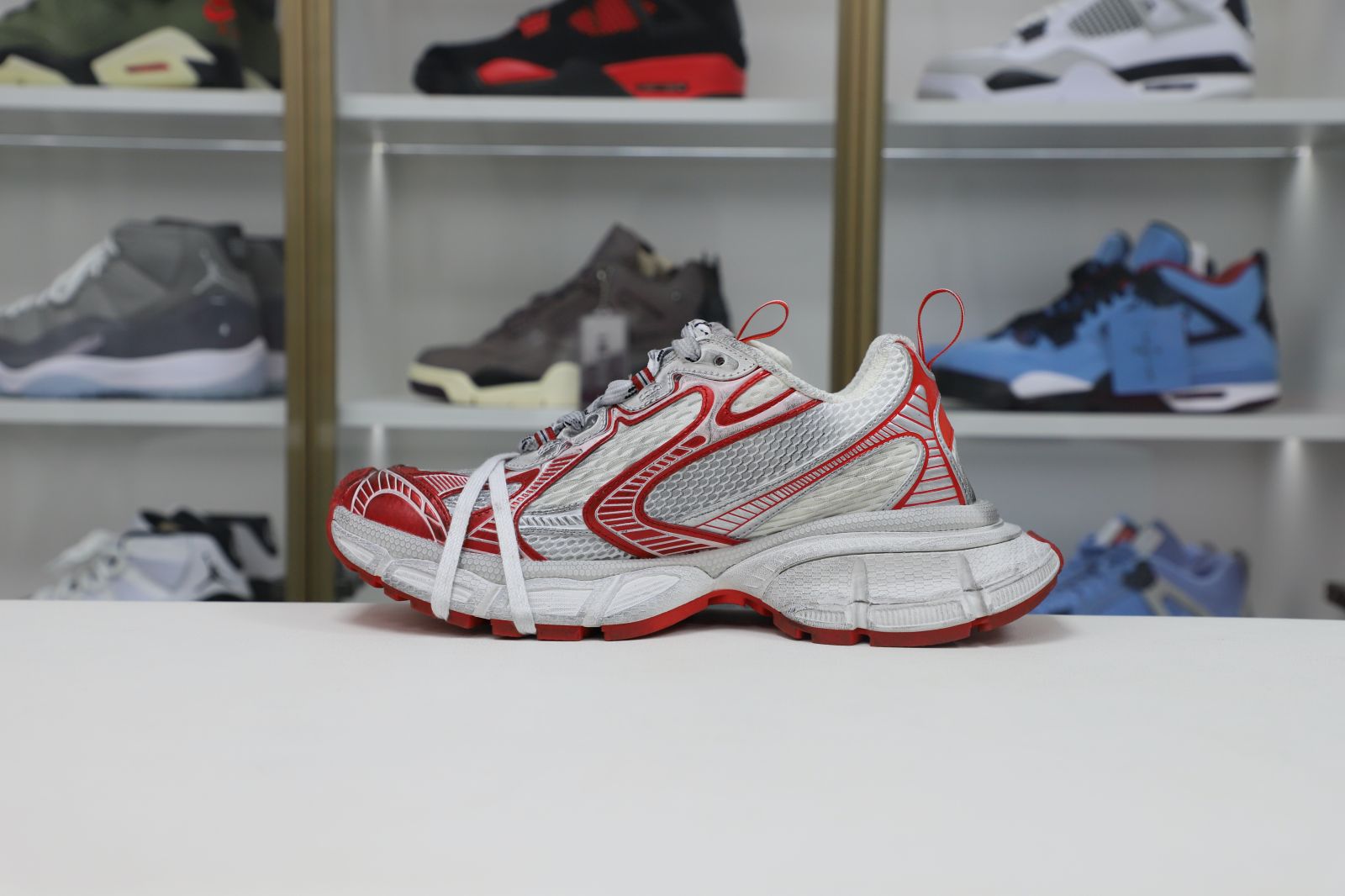 Balenciaga all sizes still in stock! Please contact customer service on iMessage/WhatsApp to purchase! BLGA  3XL