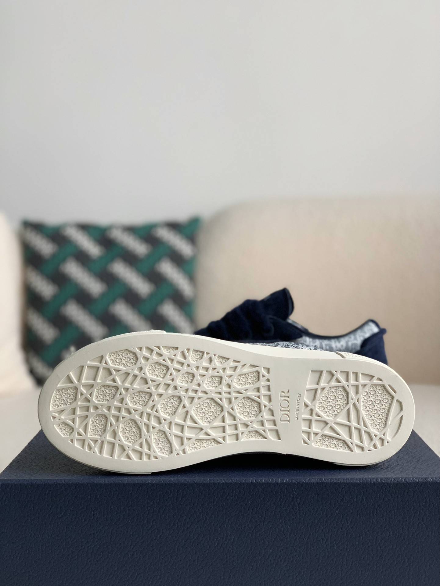 D*OR New B33 Sneaker