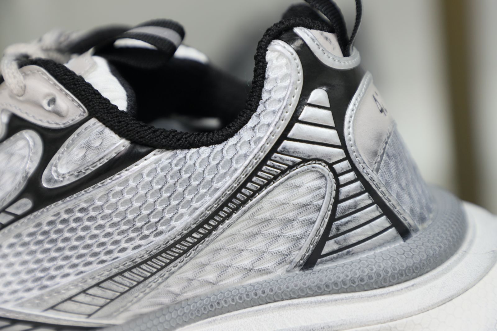 Balenciaga all sizes still in stock! Please contact customer service on iMessage/WhatsApp to purchase! BLGA  3XL