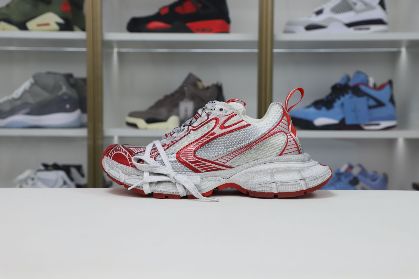 Balenciaga all sizes still in stock! Please contact customer service on iMessage/WhatsApp to purchase! BLGA  3XL