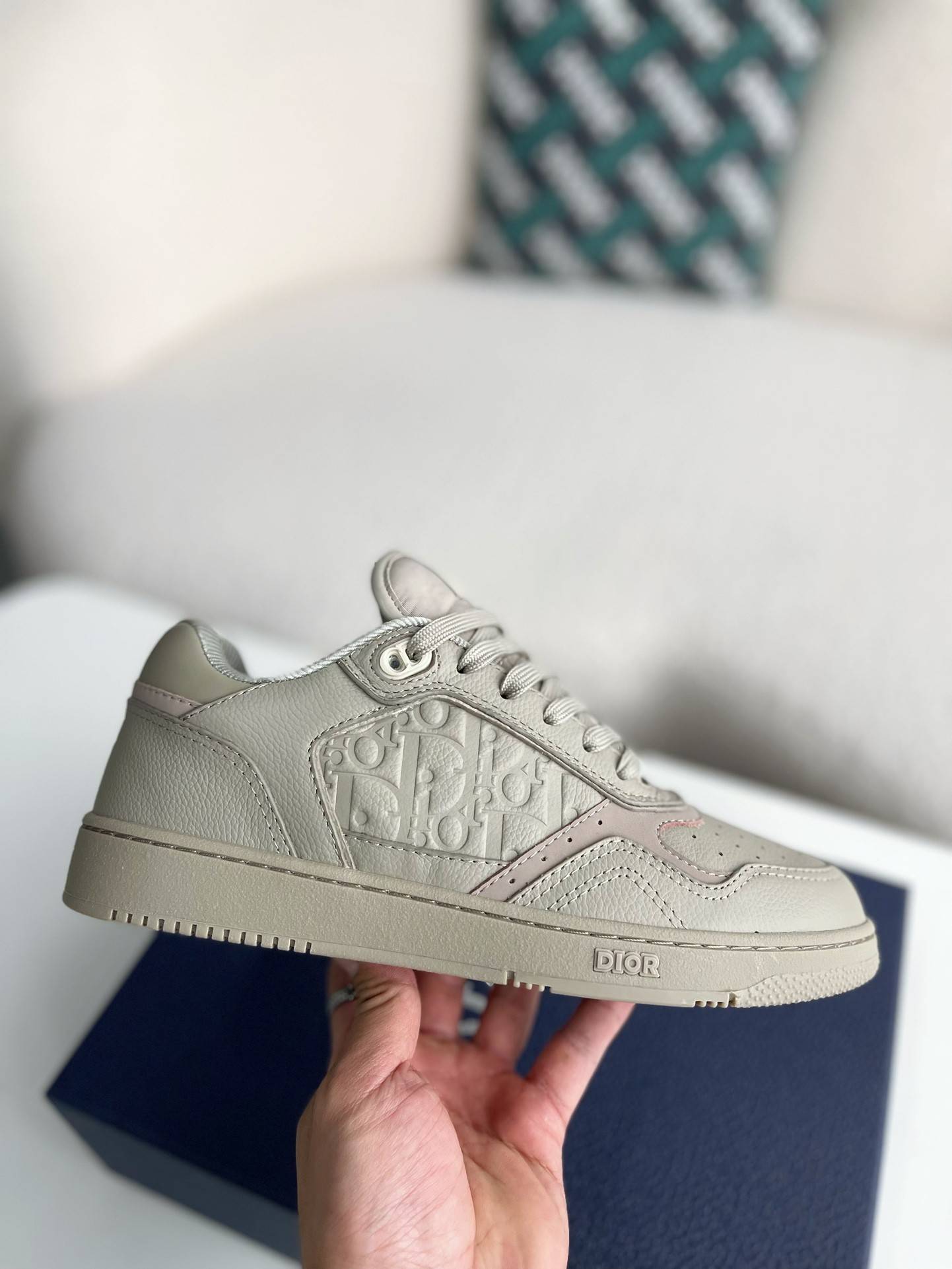 D*OR New B27 Sneaker