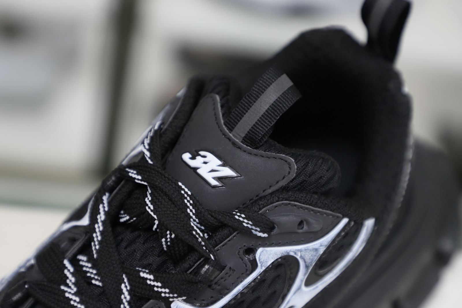 Balenciaga all sizes still in stock! Please contact customer service on iMessage/WhatsApp to purchase!  BLGA  3XL