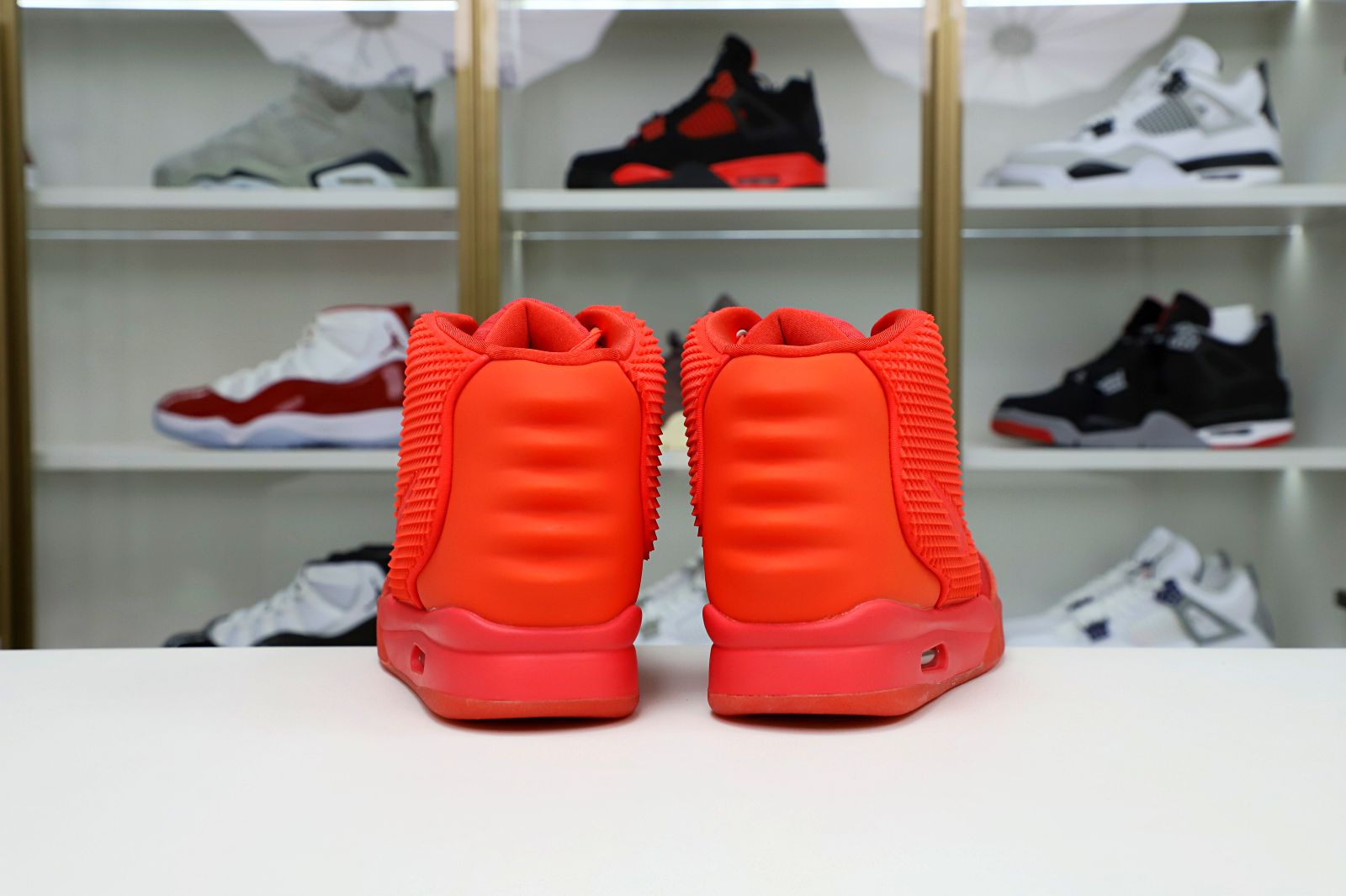 Nike Air Ye*zy 2 red october