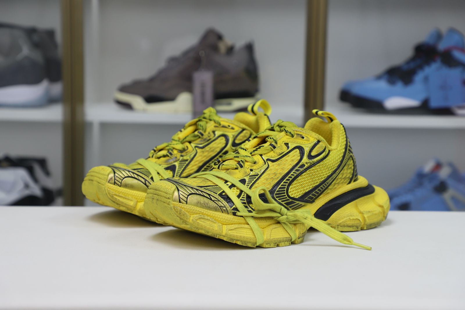 Balenciaga all sizes still in stock! Please contact customer service on iMessage/WhatsApp to purchase! BLGA  3XL