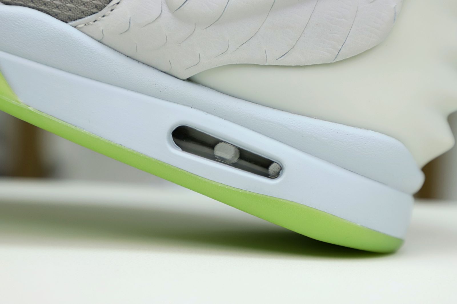 Nike Air Ye*zy 2 nrg kanye west