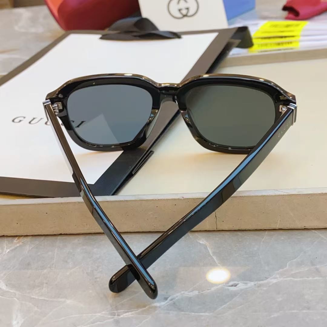 G*u*i new trend sunglasses