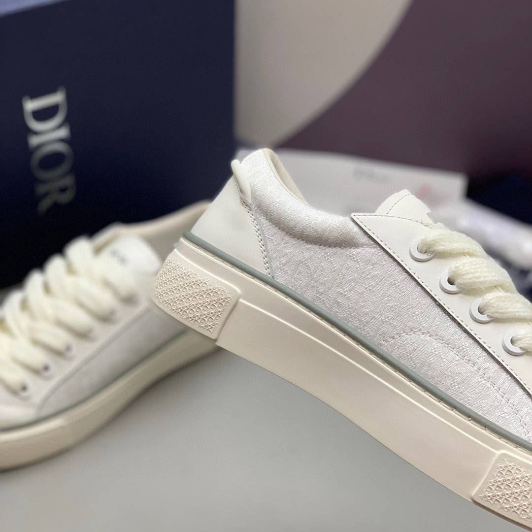 D*OR New B33 Sneaker