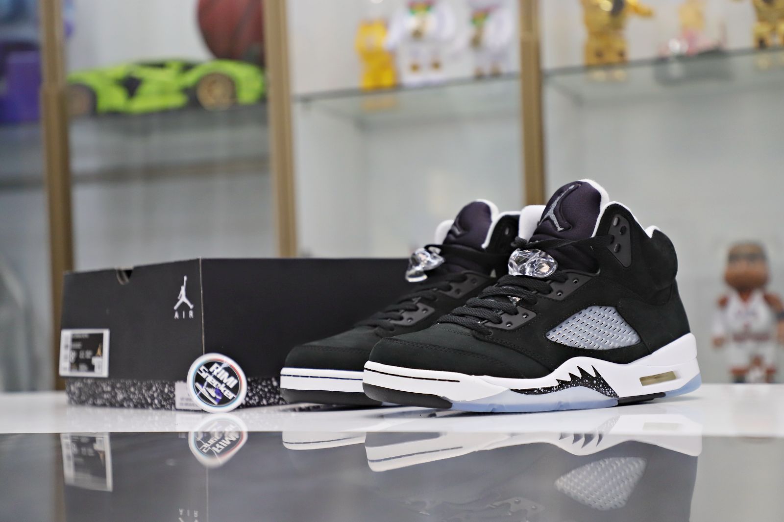 AIR JORDAN 5 RETRO