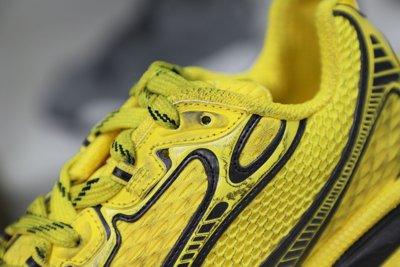 Balenciaga all sizes still in stock! Please contact customer service on iMessage/WhatsApp to purchase! BLGA  3XL