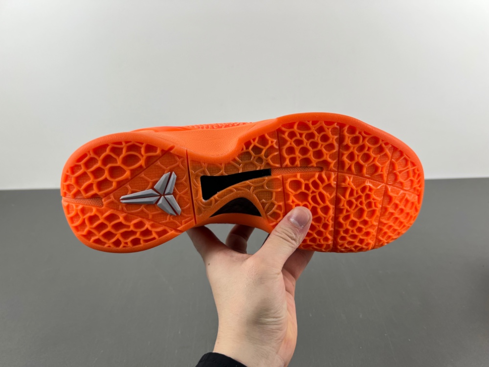 NIKE ZOOM KOBE 6 “Total Orange”  PE2025-105