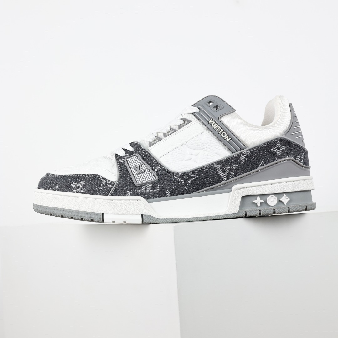 L*V TRAINER Sneakers Monogram Denim Grey White