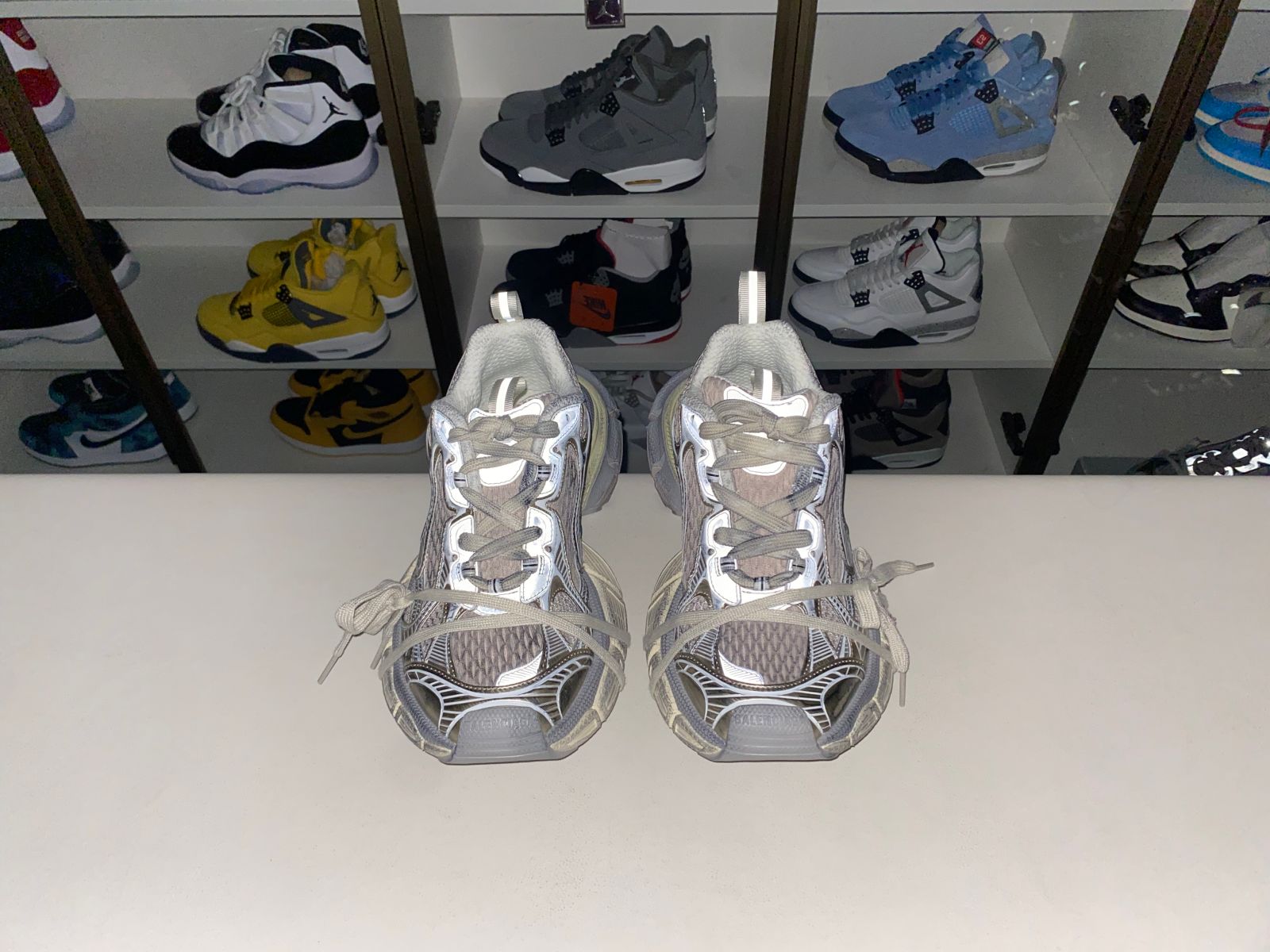 Balenciaga all sizes still in stock! Please contact customer service on iMessage/WhatsApp to purchase! BLGA  3XL